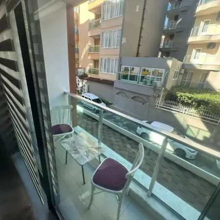 Cleopatra Via Apartment